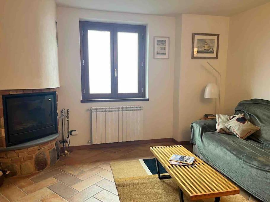 Casa Con Vista Apartment Costa di Serina Екстериор снимка