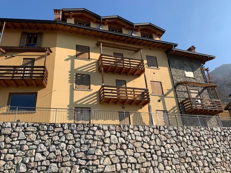 Casa Con Vista Apartment Costa di Serina Екстериор снимка